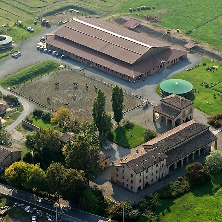Agriturismo Corte Ghiara Hotel Fontanellato Kültér fotó