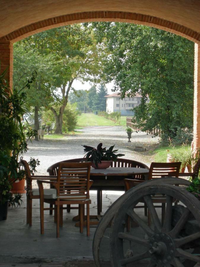 Agriturismo Corte Ghiara Hotel Fontanellato Kültér fotó