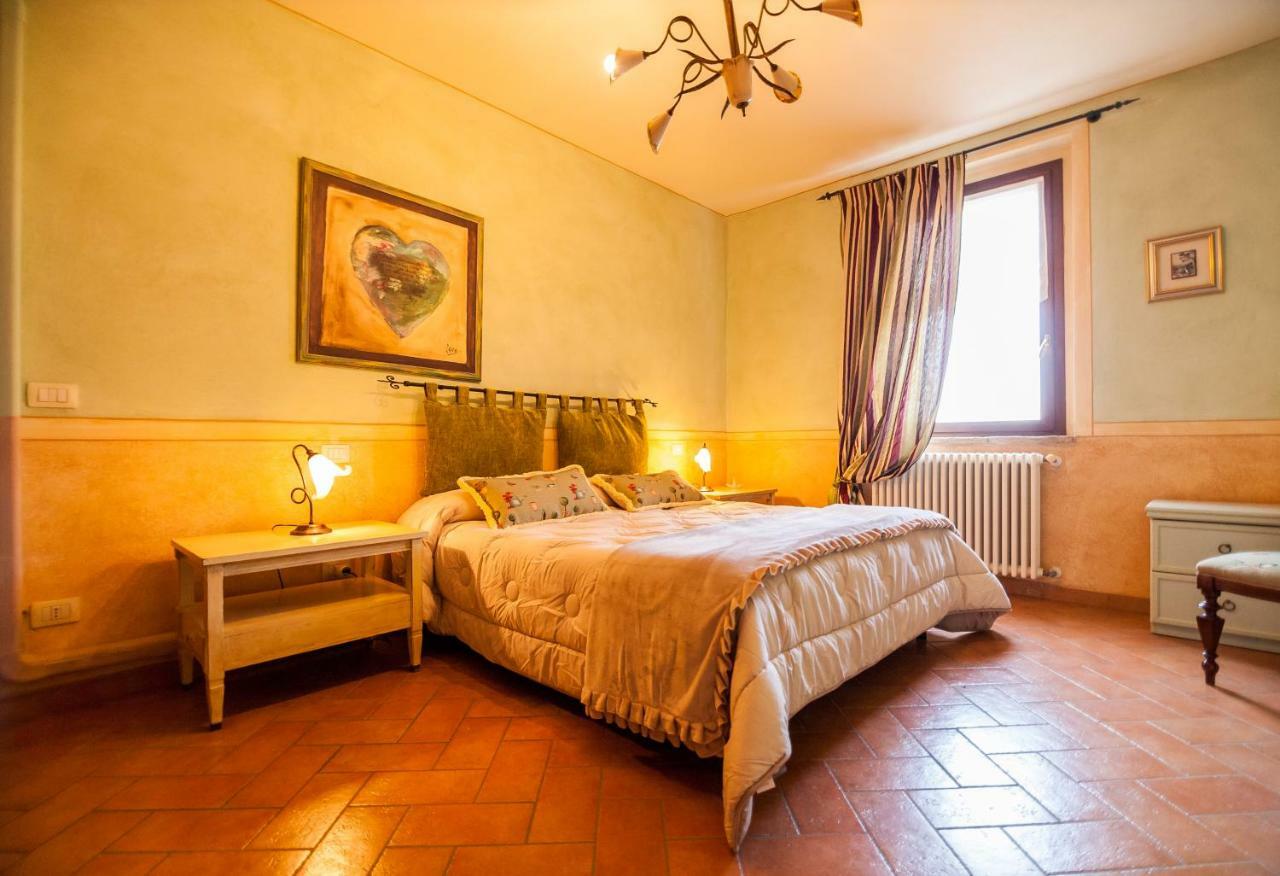 Agriturismo Corte Ghiara Hotel Fontanellato Kültér fotó